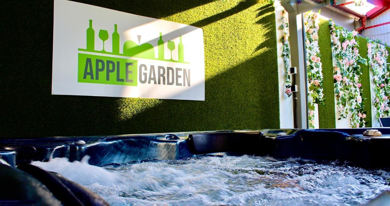 Applegarden Villa Debrecen Kültér fotó